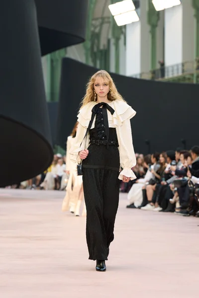 Look 68